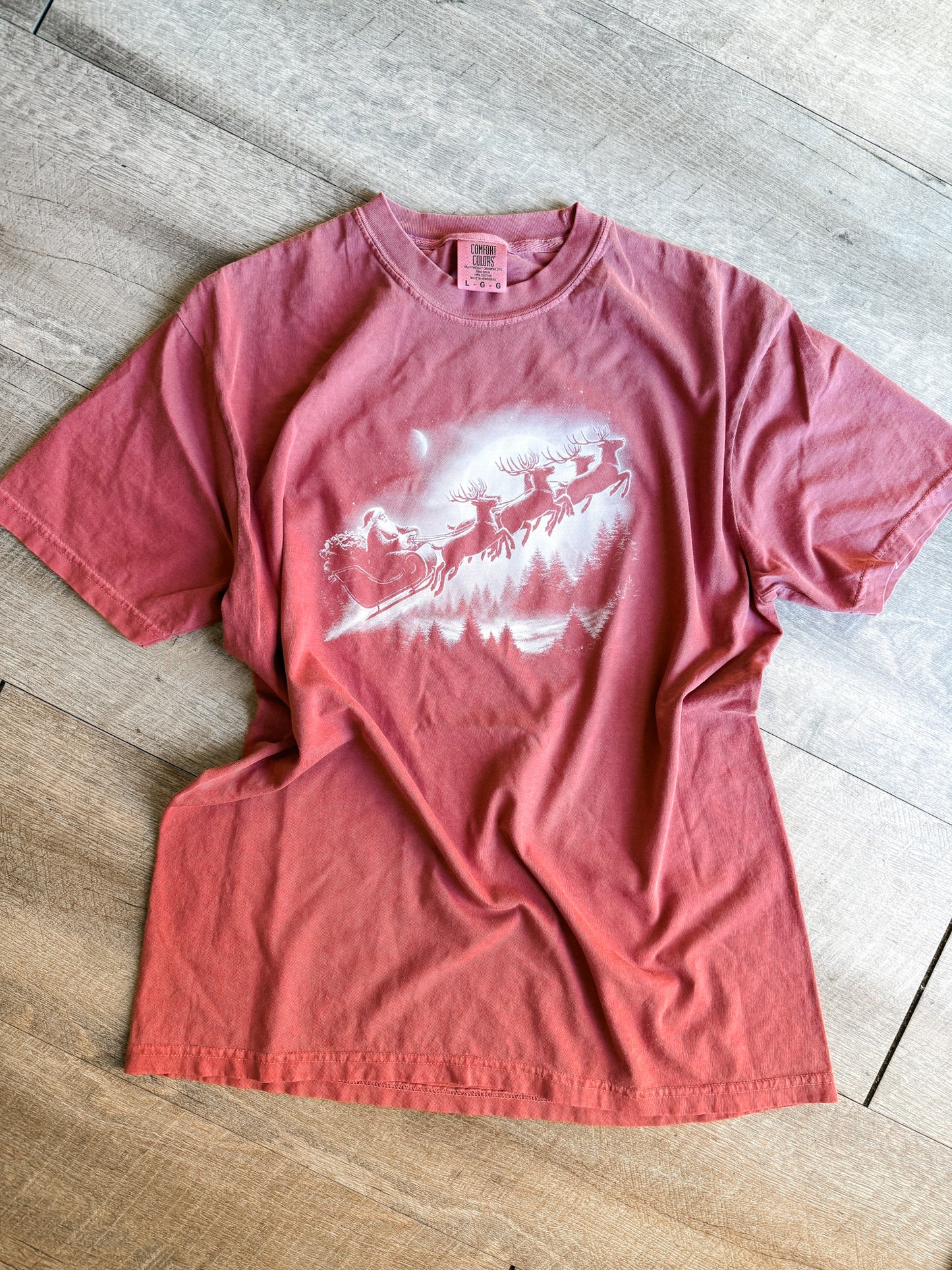 Vintage Red Santa & His Reindeer Tee/Sweatshirt