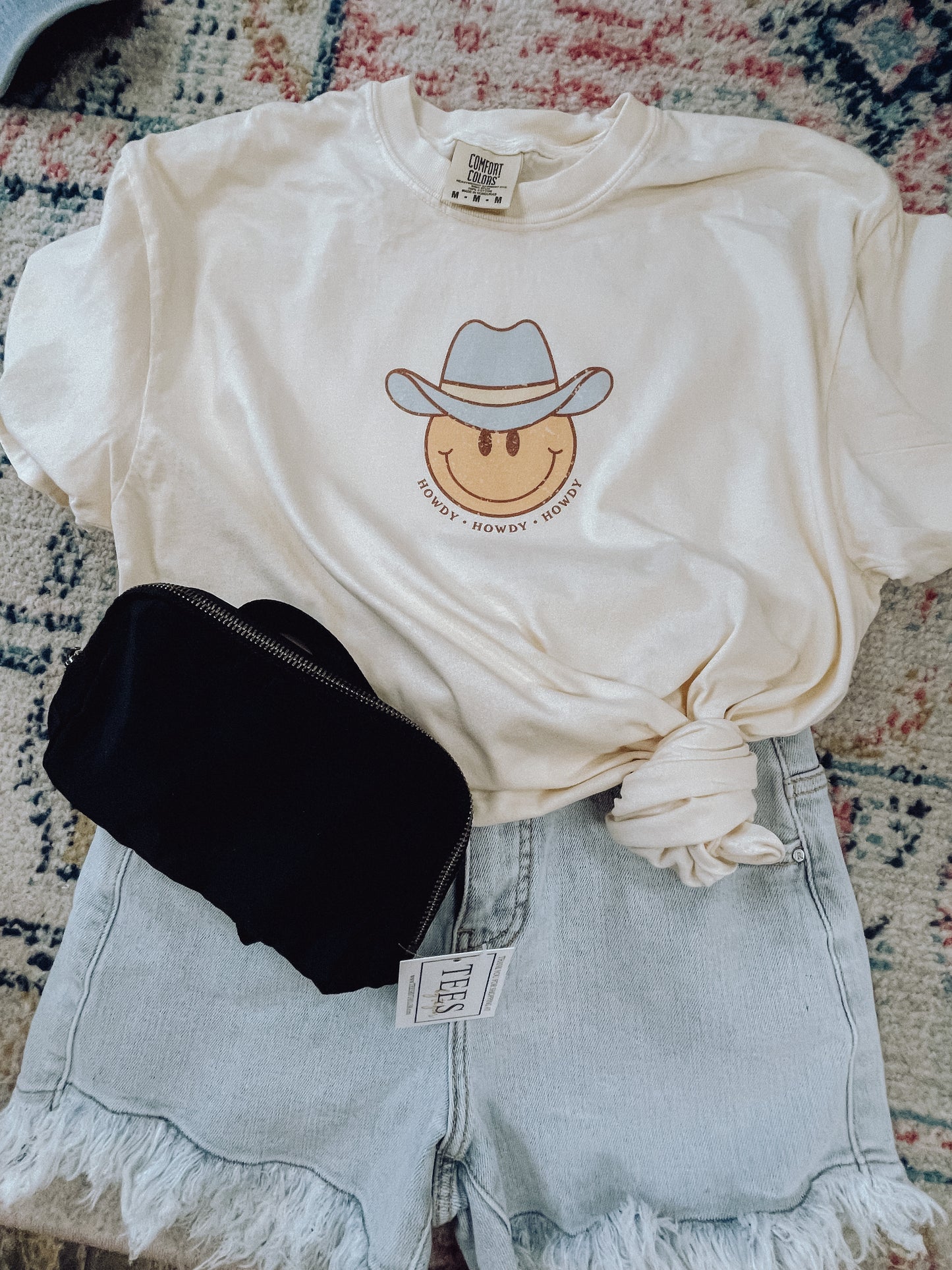 Howdy Smiley Tee