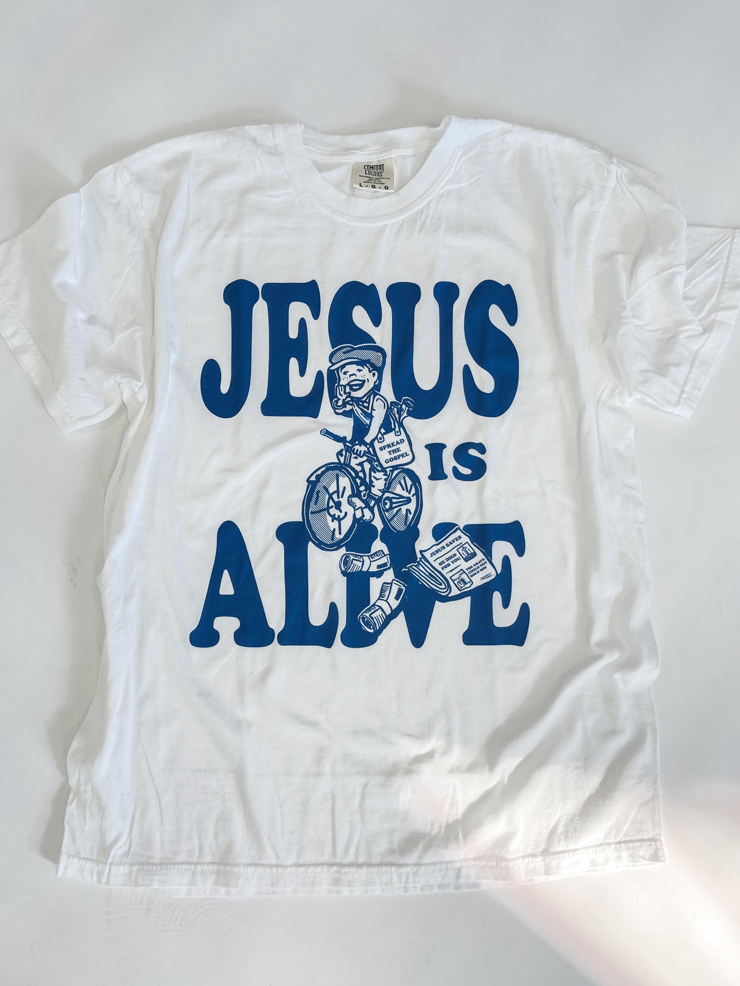 JESUS IS ALIVE Tee