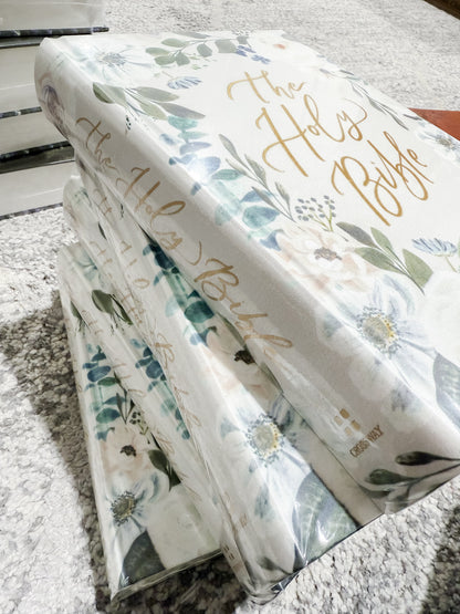 ESV Large Print Journaling Bible : VICTORIA