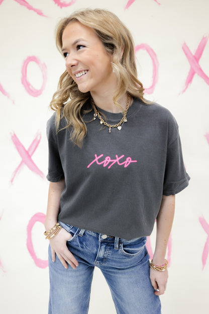 Dainty XoXo Tee / Sweatshirt